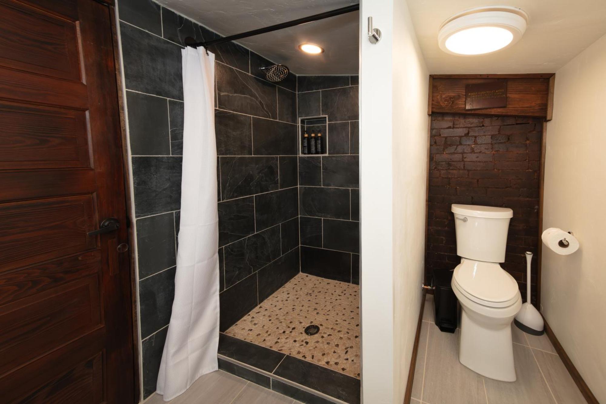 The Frenchman Suites Silverton Extérieur photo